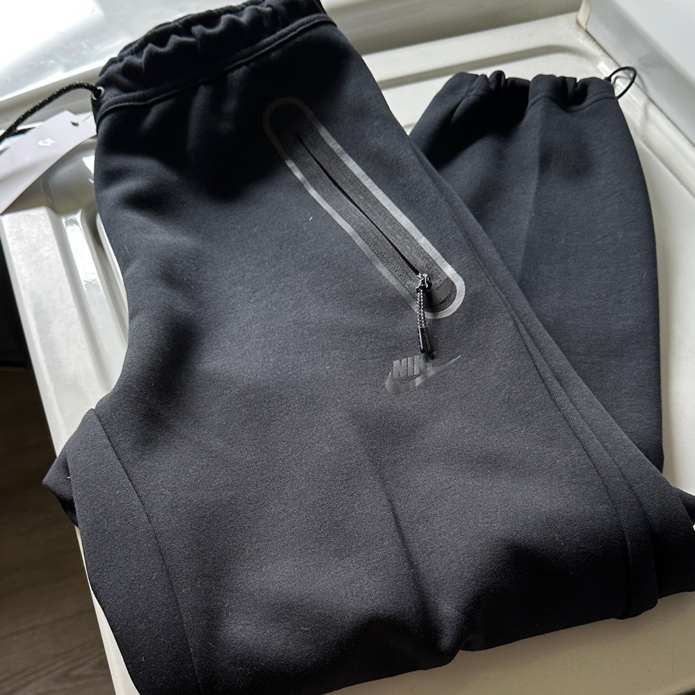 Nike Tech Black Athletic Joggers with Zipper Detail